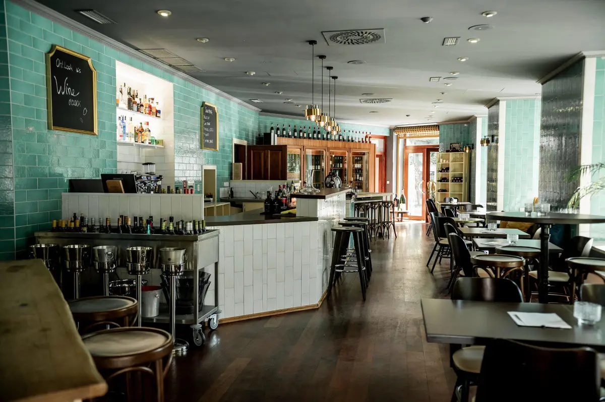 Wine bar Dejvická 32